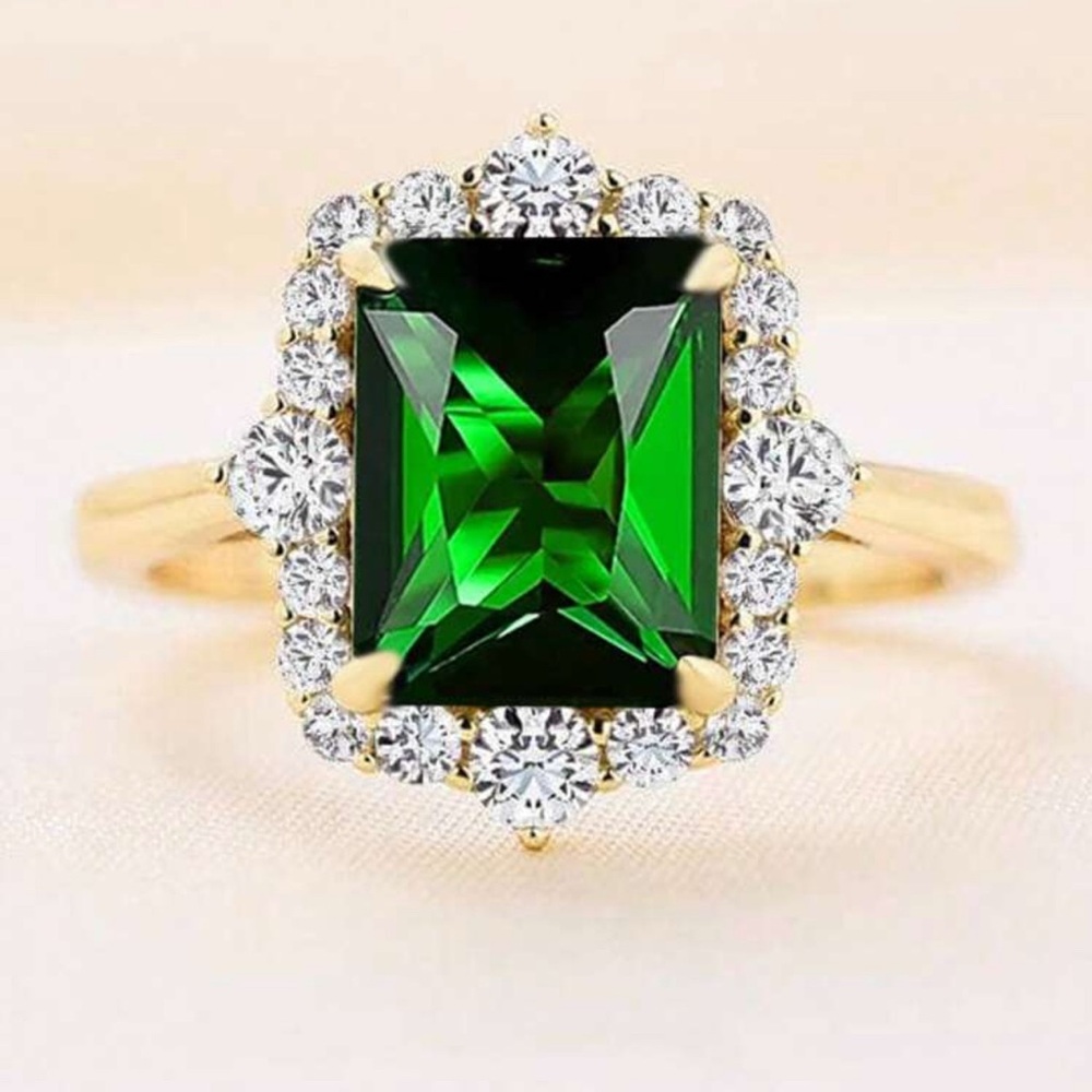 10k Gold plated Elegant Green Gemstone Gold Ring